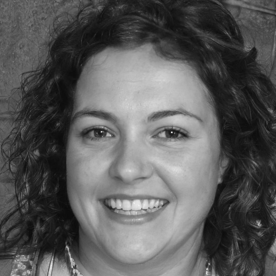 Directrice financière témoignant des résultats de la formation